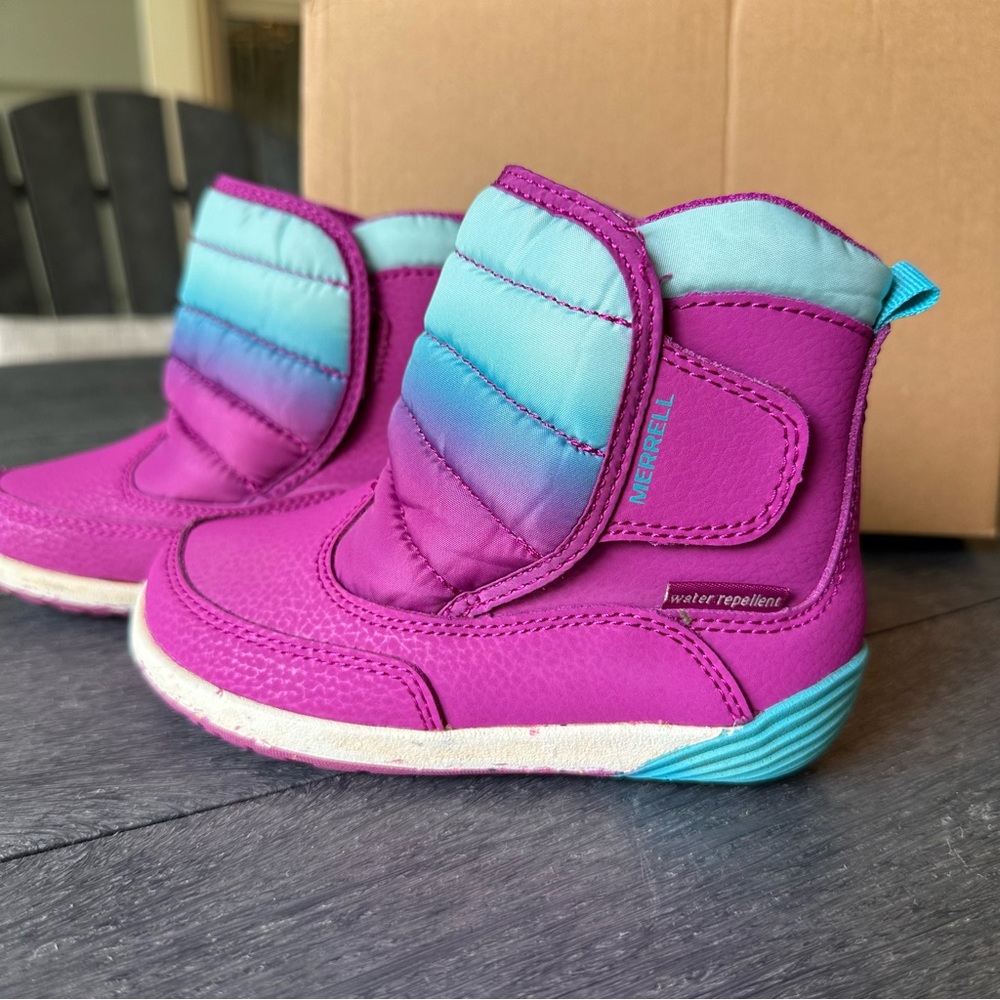 Merrell Purple and Blue Water Repellent Puffer Boots with Elastic Slip-On Design